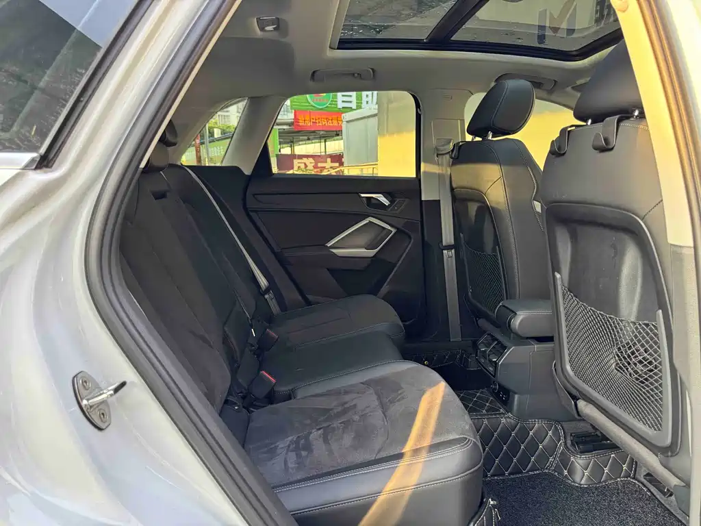Audi Q3 — миниатюра 9