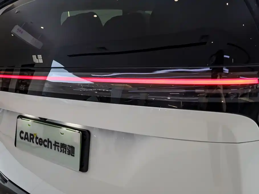 Li Auto Li MEGA — миниатюра 13