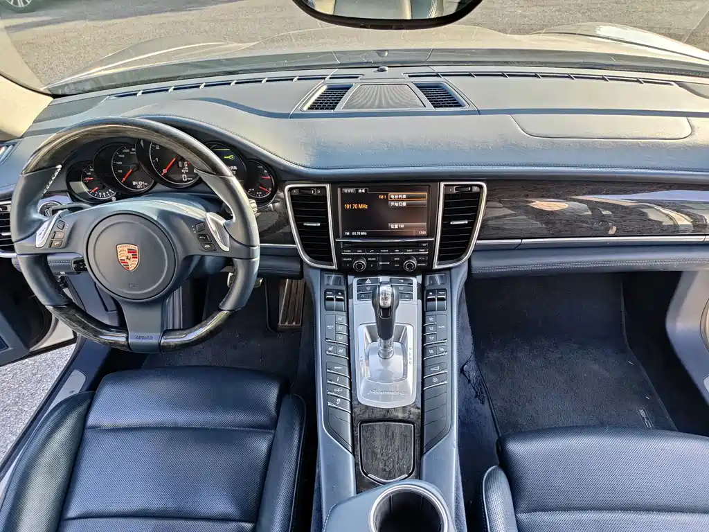 Porsche Panamera — миниатюра 14