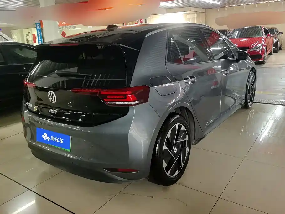 Volkswagen ID.3 — миниатюра 3