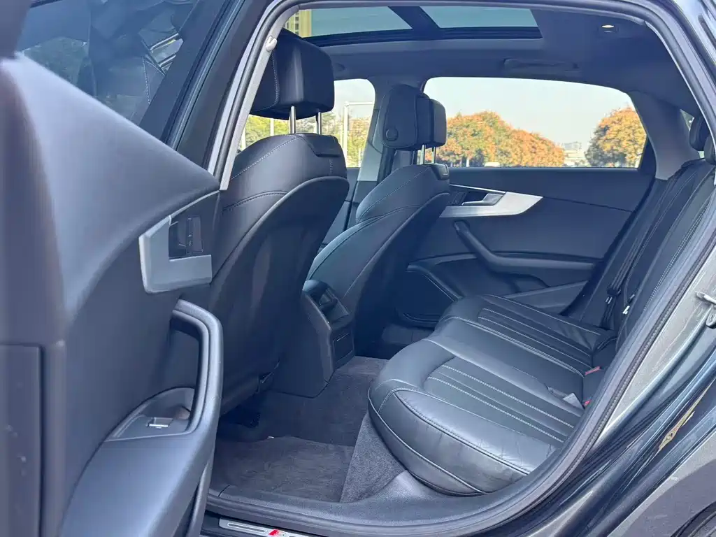 Audi A4L — миниатюра 8