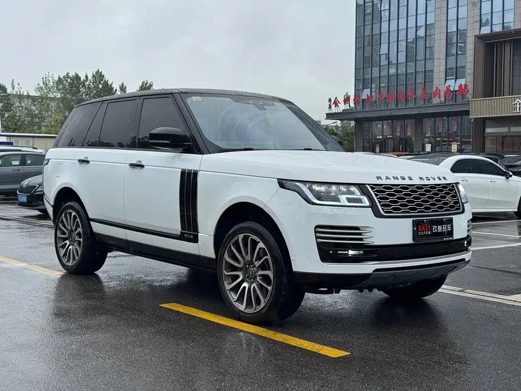 Land Rover Range Rover — миниатюра 3