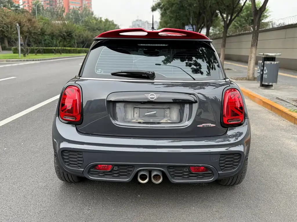 MINI JCW