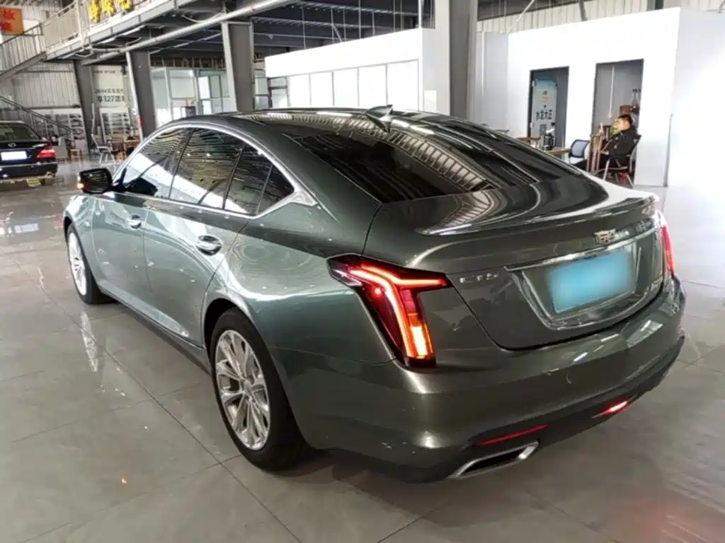 Cadillac CT5 — миниатюра 5