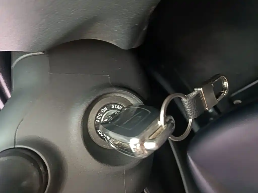 Hyundai Elantra Langdong — миниатюра 9