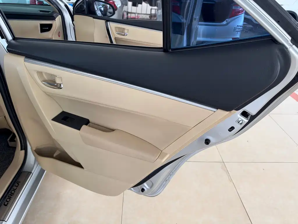 Toyota Corolla — миниатюра 14