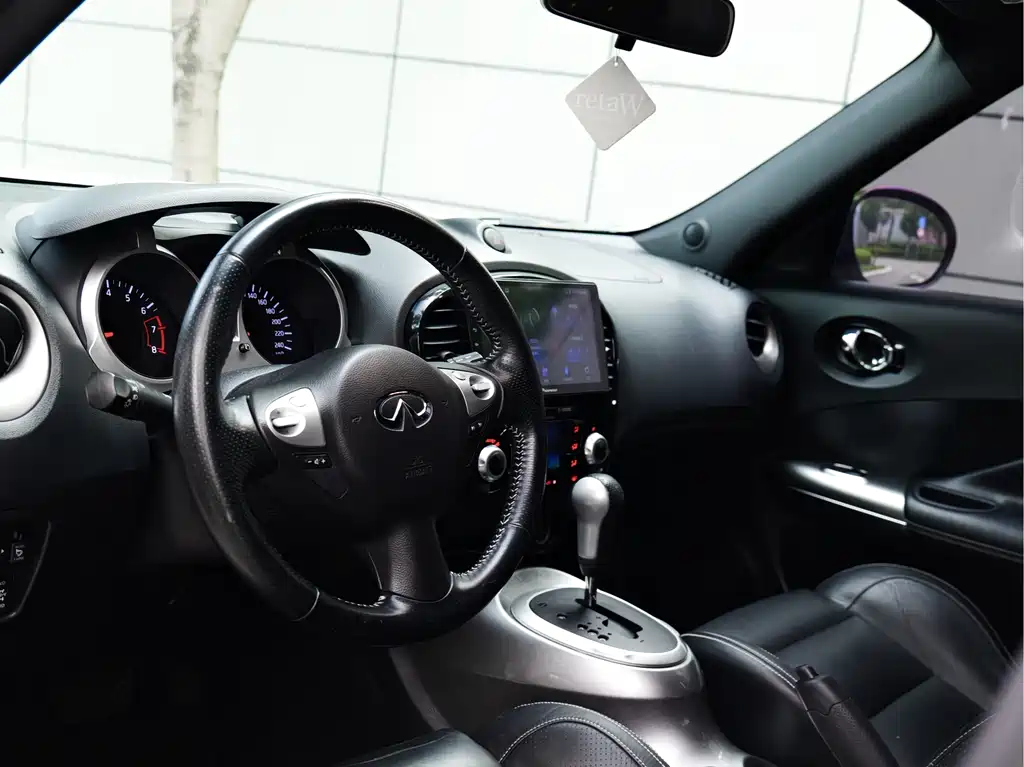 Infiniti ESQ — миниатюра 9