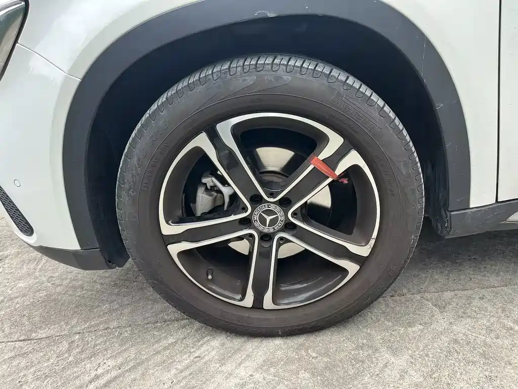 Mercedes-Benz GLA — миниатюра 8
