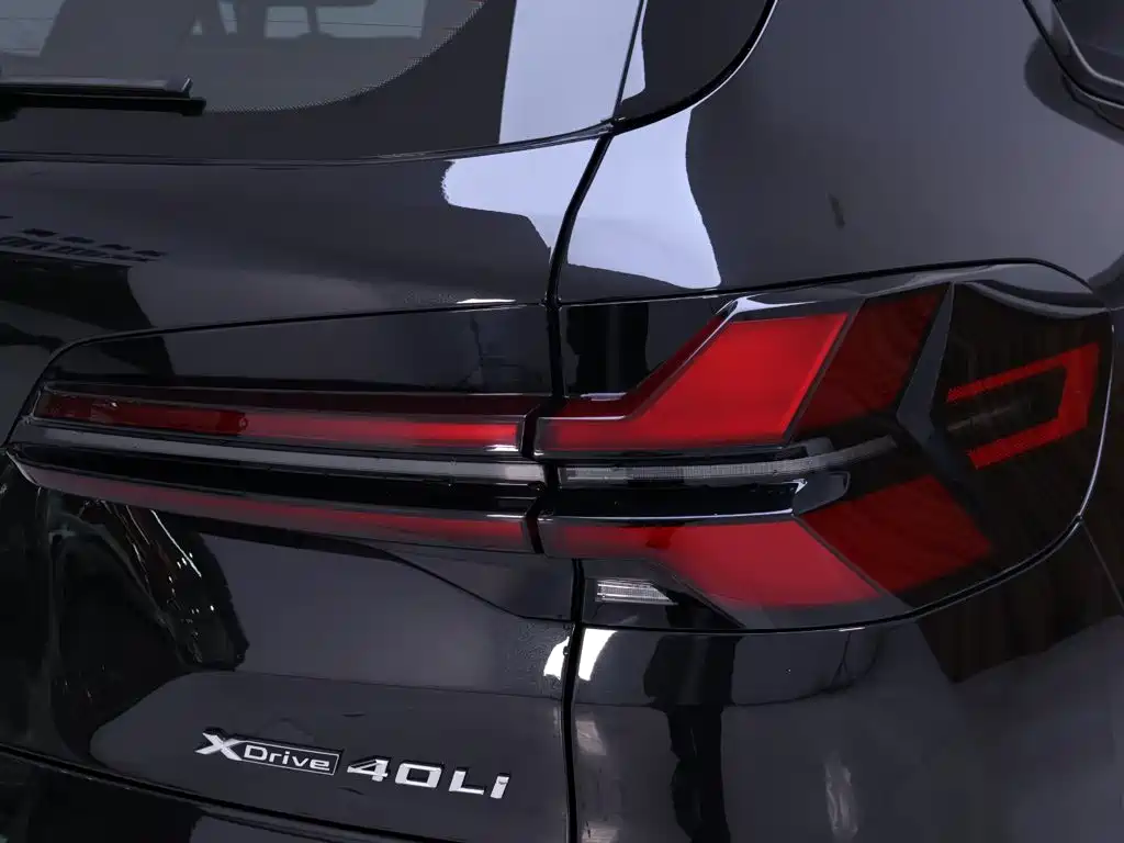 BMW X5 — миниатюра 9
