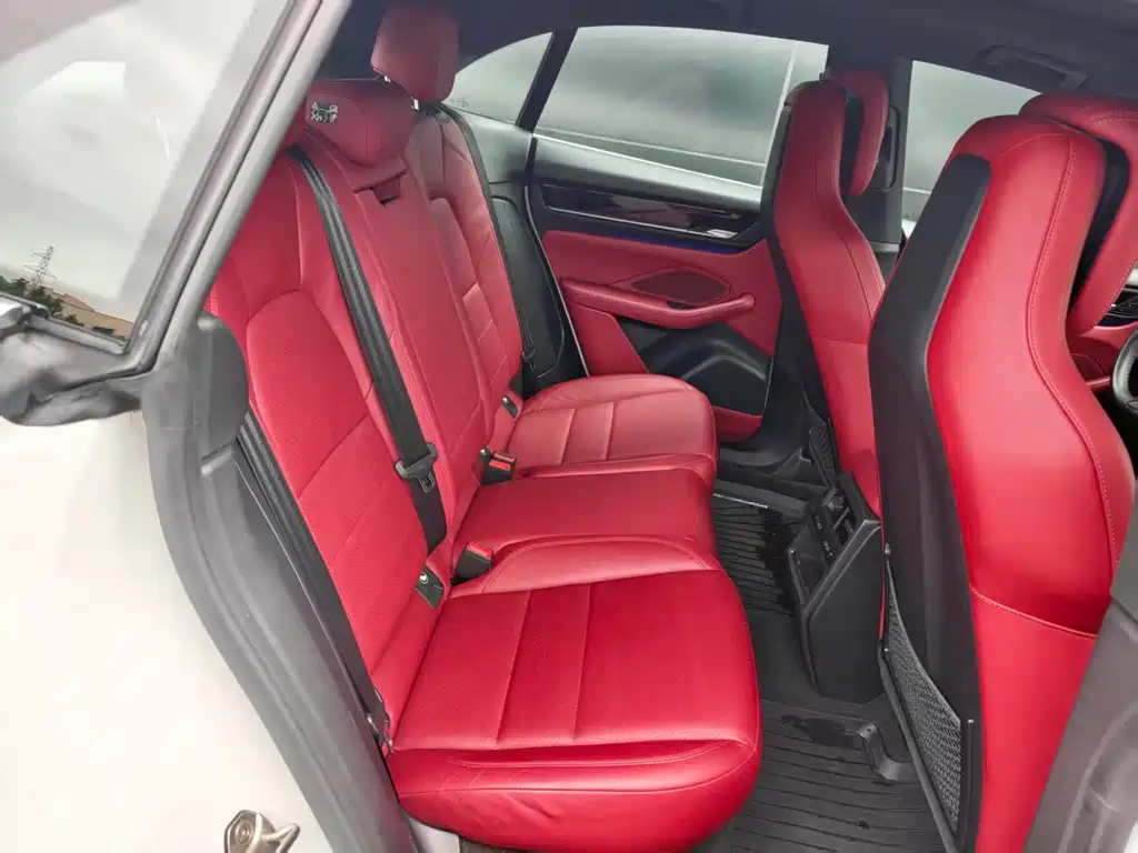 Porsche Macan EV — миниатюра 11