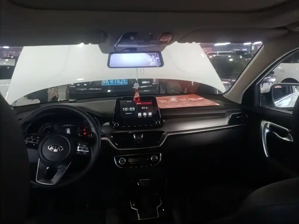 Kia Sportage — миниатюра 18