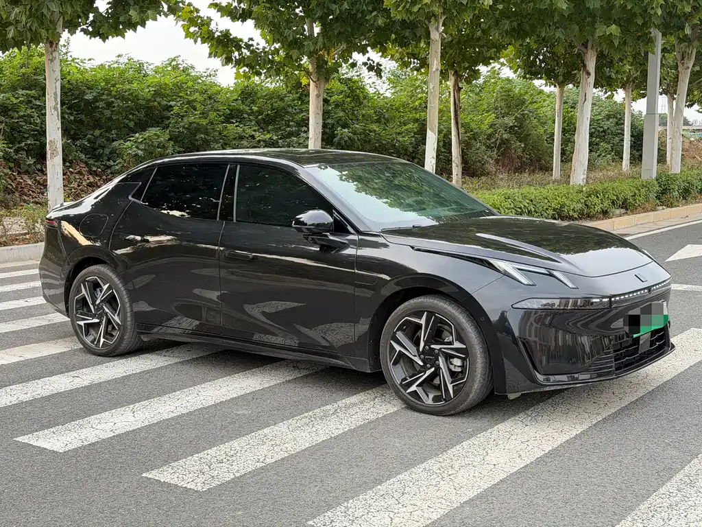 Lynk & Co 07 EM-P — миниатюра 3