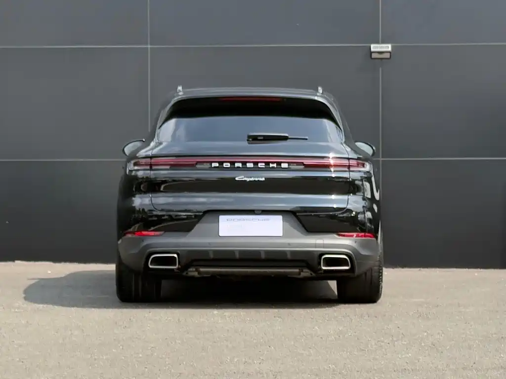Porsche Cayenne — миниатюра 4