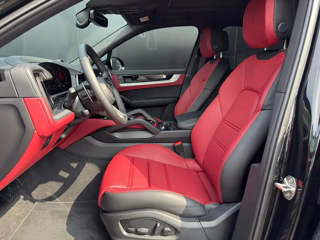 Porsche Cayenne — миниатюра 14