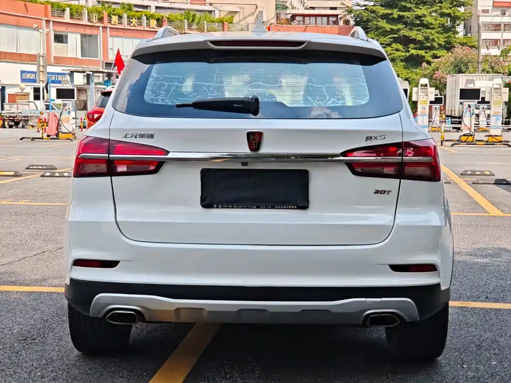 Roewe RX5 — миниатюра 6