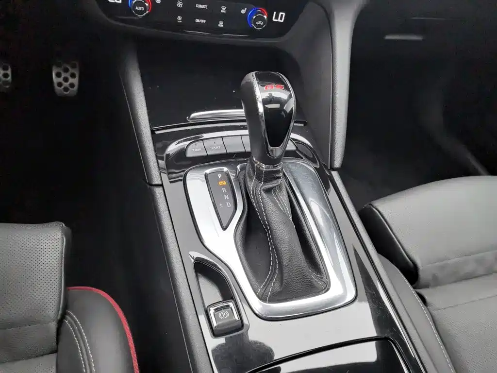 Buick Regal — миниатюра 13