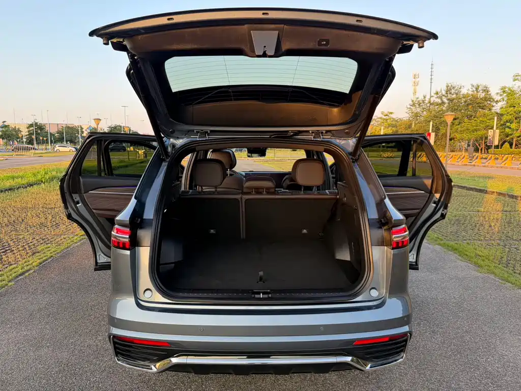 Geely Xingyue L Oriental Brilliance 2.0TD Auto Moon Gaze Edition, фото 22