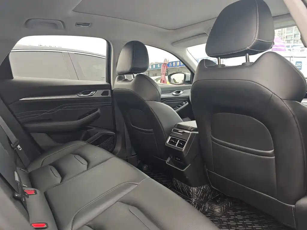 Geely Xingrui — миниатюра 8
