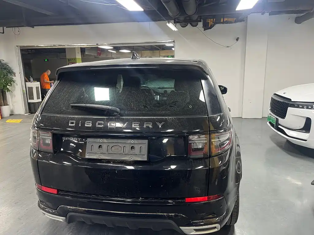 Land Rover Discovery Sport — миниатюра 9