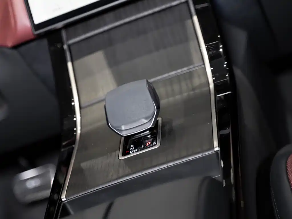 LAND ROVER RANGE ROVER STAR PULSE