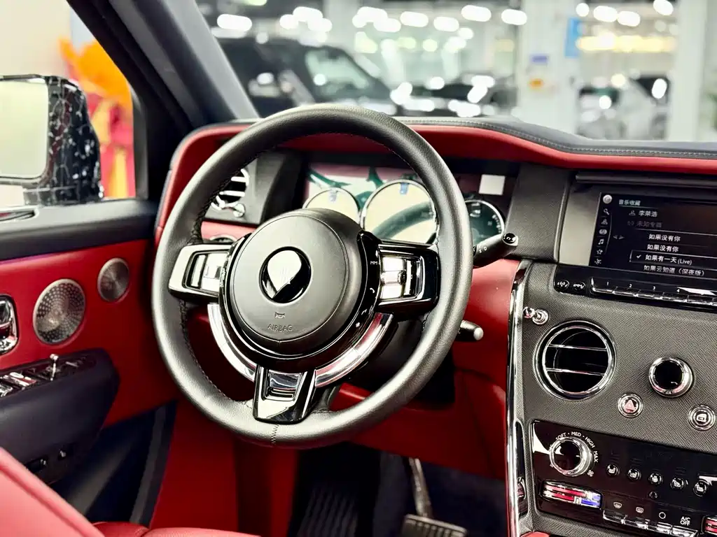 ROLLS-ROYCE CULLINAN