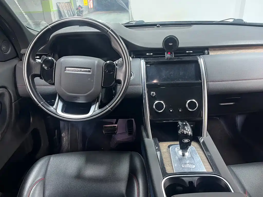 Land Rover Discovery Sport — миниатюра 6