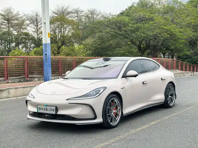 ZHIJI AUTOMOBILE ZHIJI L6 2025