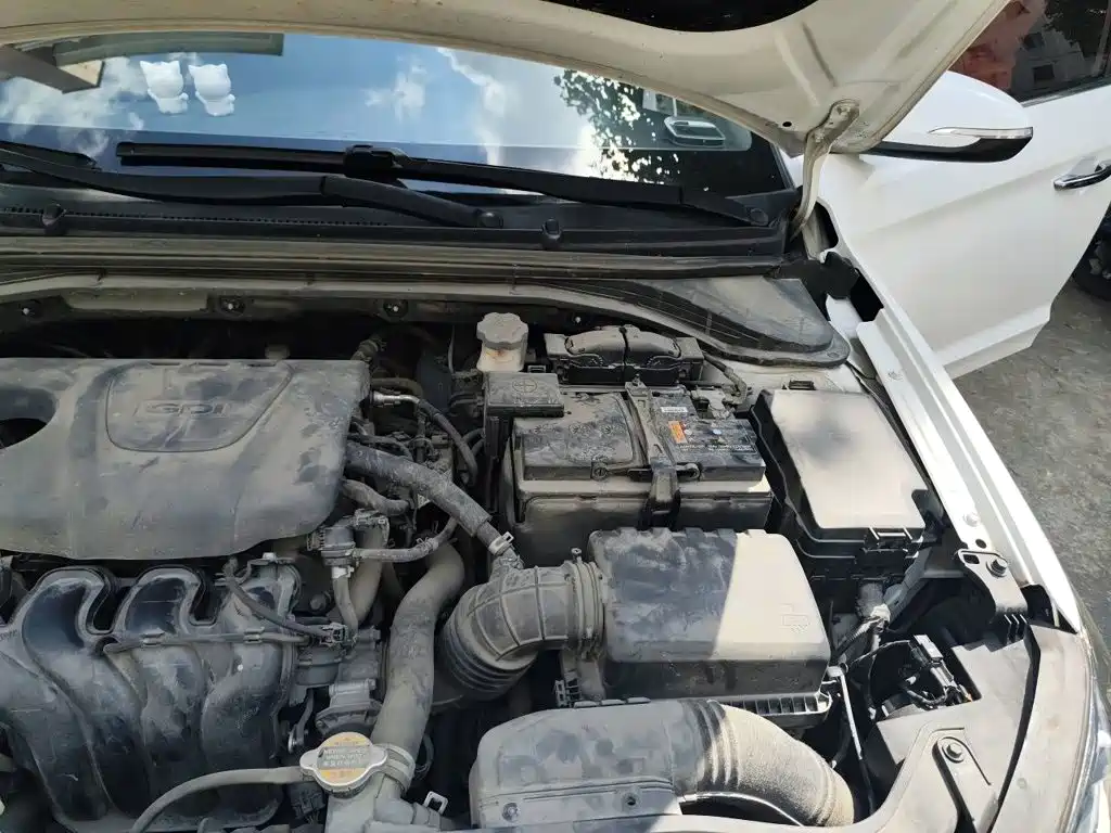 Hyundai Elantra — миниатюра 19