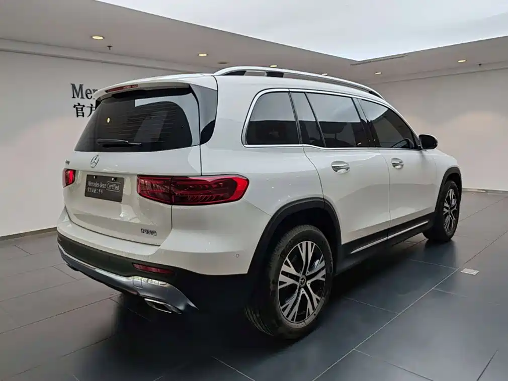 Mercedes-Benz GLB — миниатюра 3