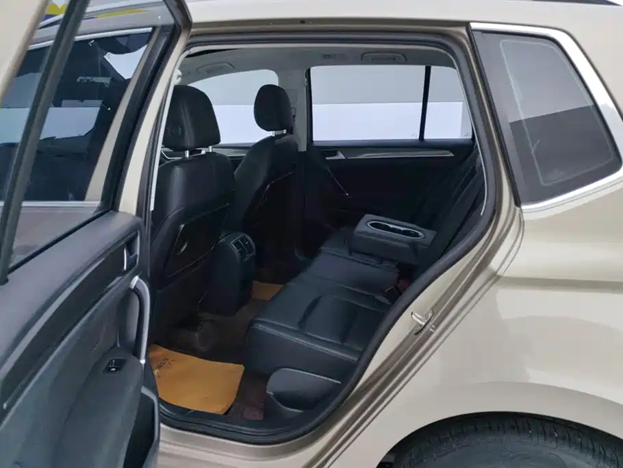 Volkswagen Golf Sportsvan — миниатюра 11