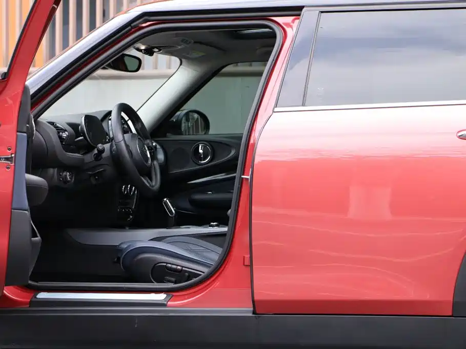 MINI Mini Clubman — миниатюра 21