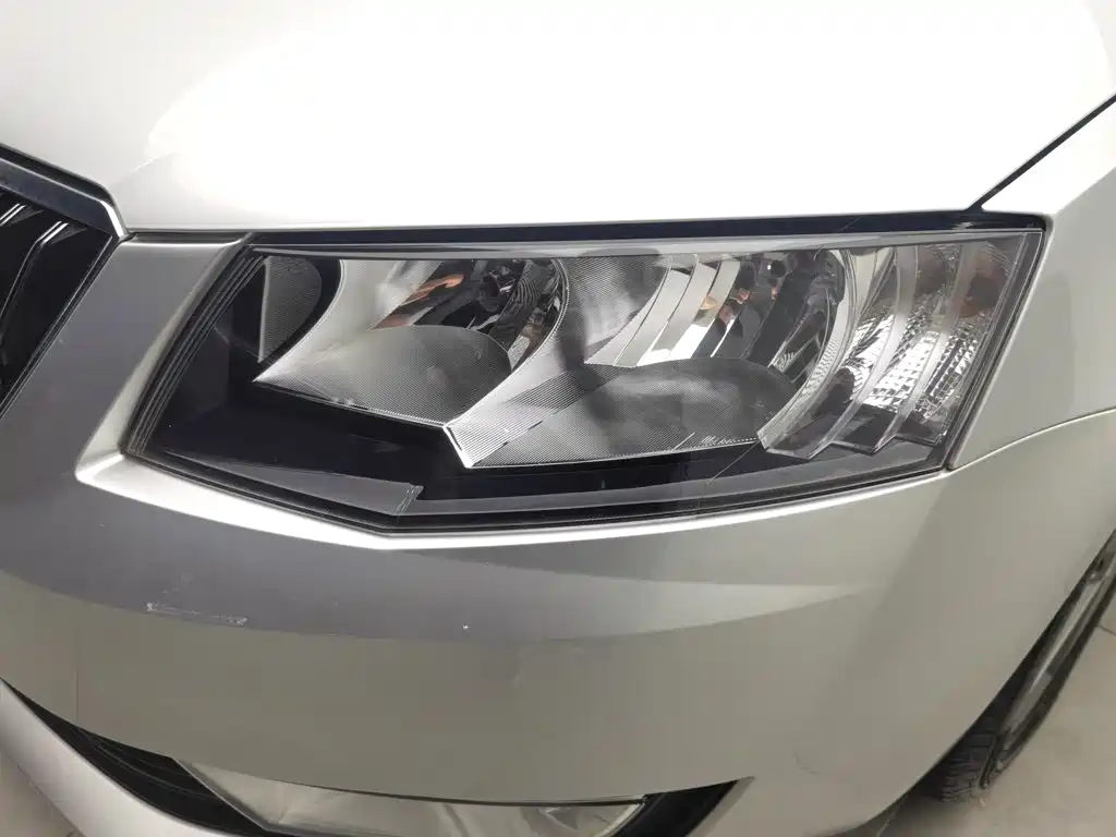 Skoda Octavia — миниатюра 7
