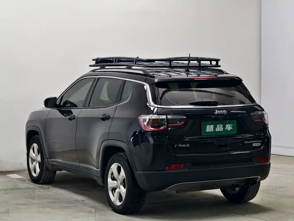 Jeep Compass — миниатюра 6