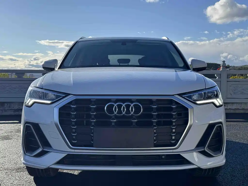 Audi Q3 — миниатюра 2