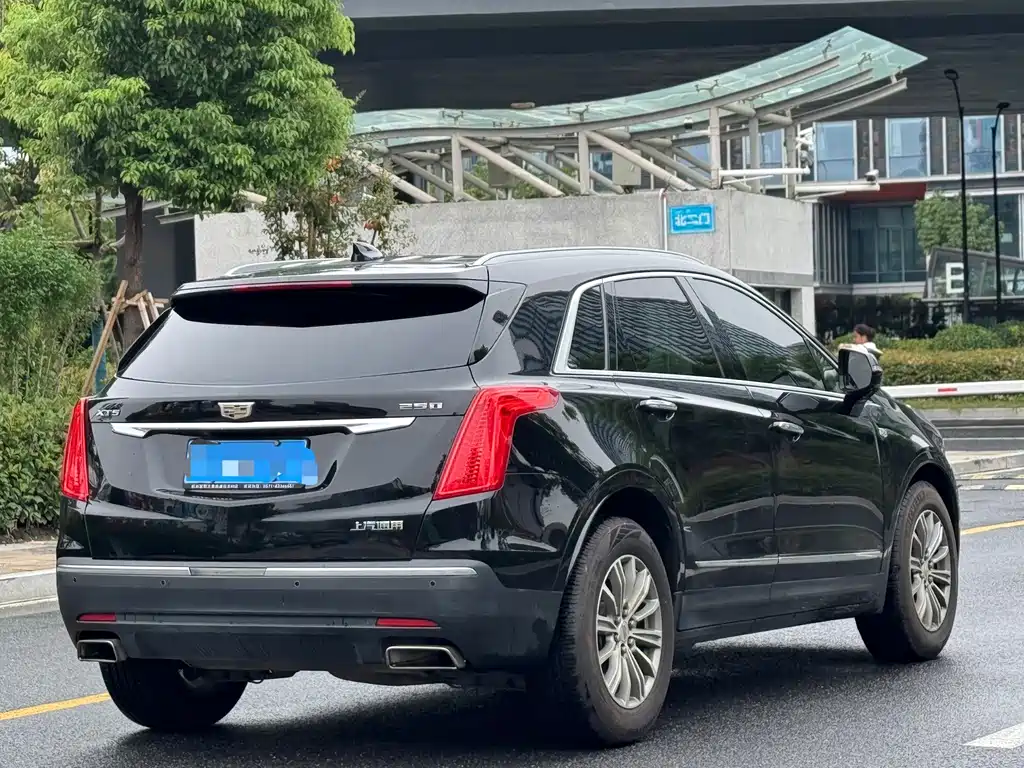 Cadillac XT5 — миниатюра 6