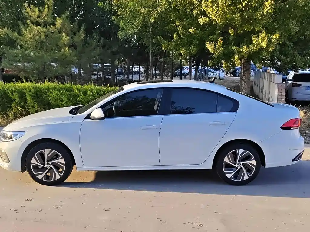 Volkswagen Bora — миниатюра 4
