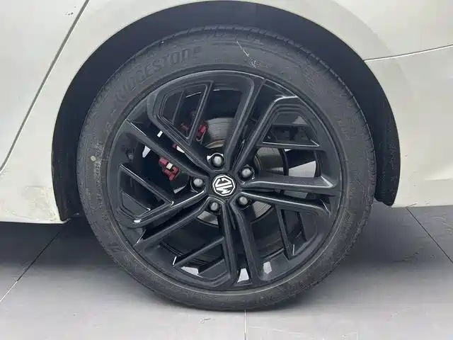 MG 6 New Energy — миниатюра 19