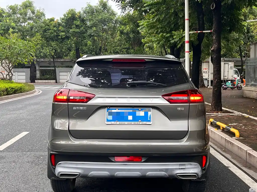 Geely Boyue — миниатюра 5
