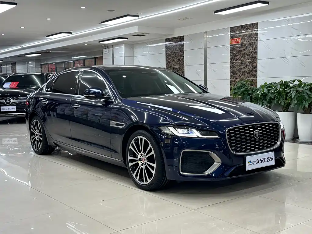 Jaguar XFL 2021 XFL 2.0T P250 Premium Luxury