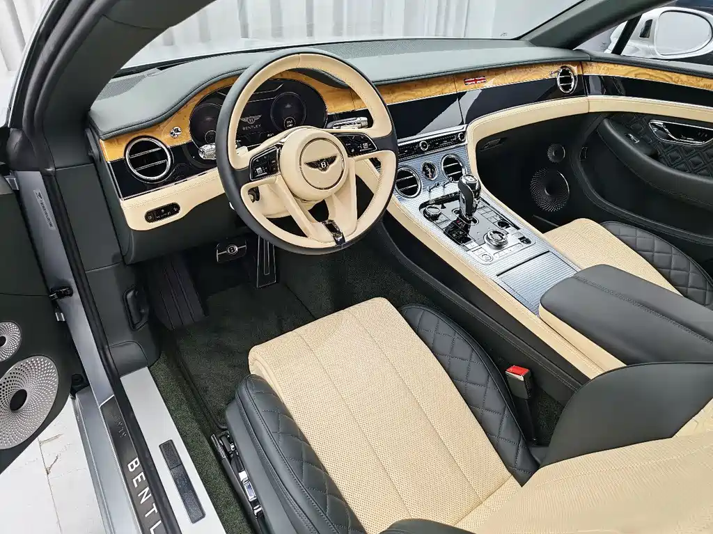 Bentley Continental — миниатюра 3