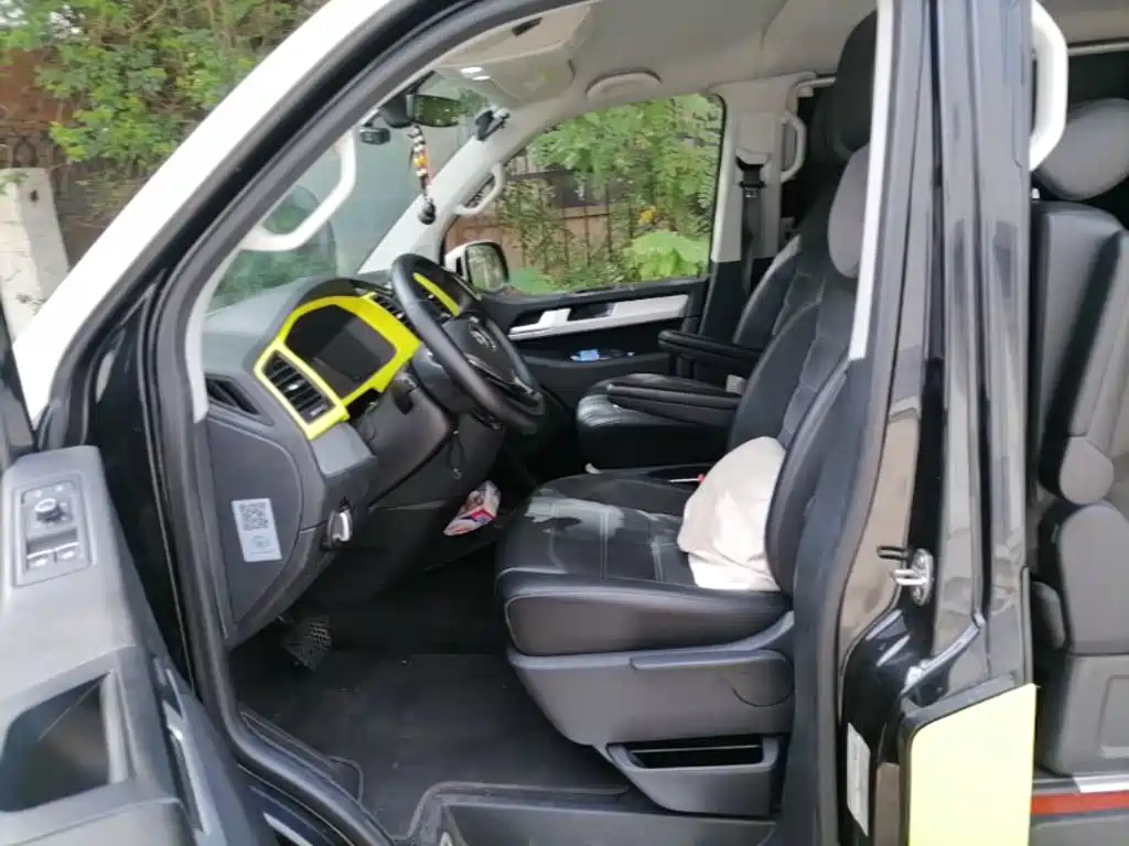 Volkswagen Multivan — миниатюра 20