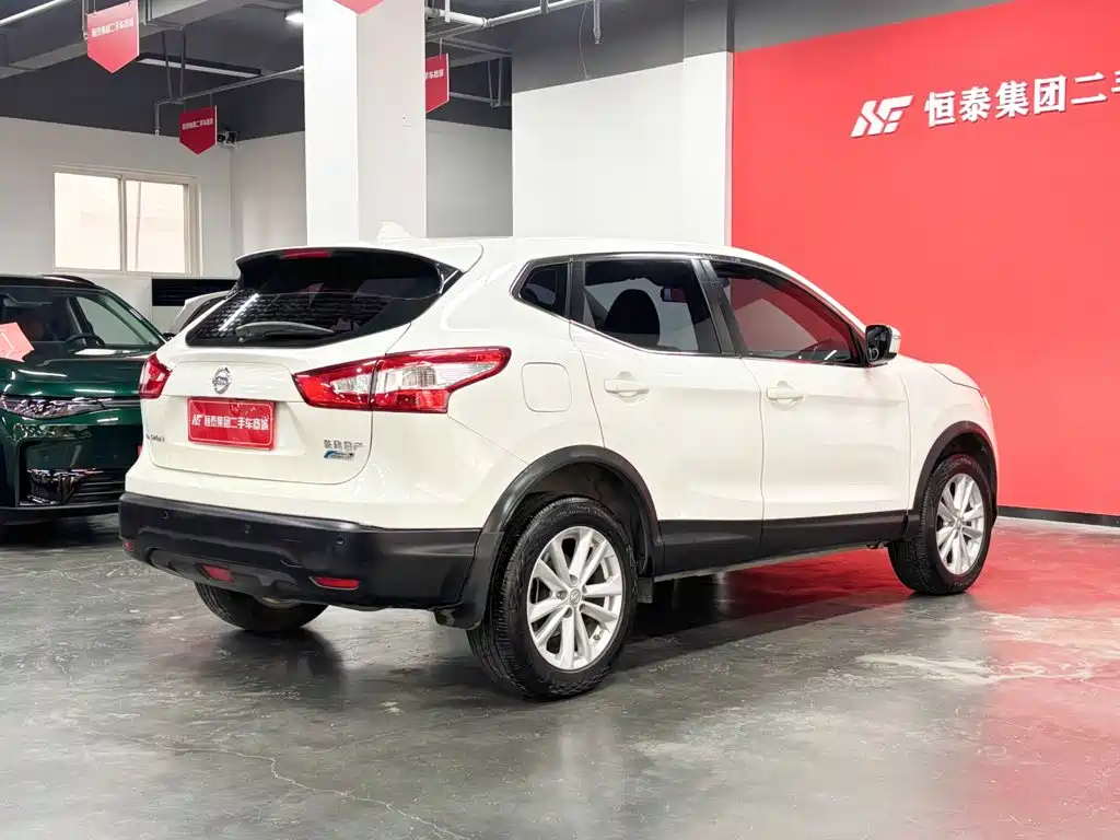 Nissan Qashqai — миниатюра 9