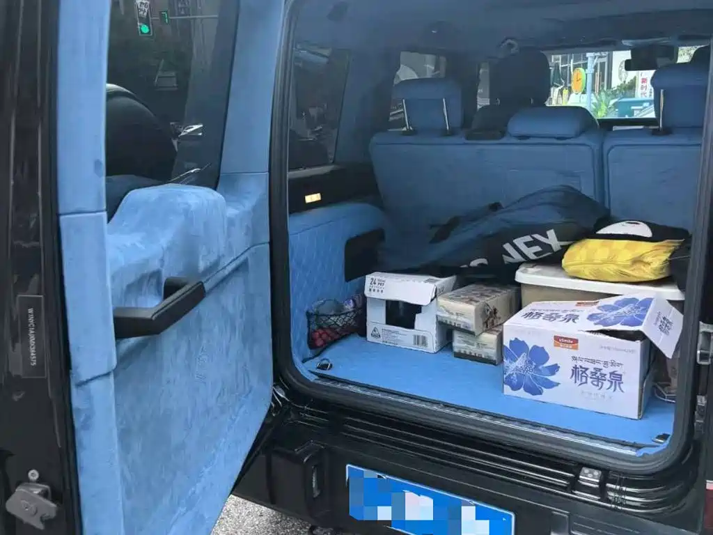 Mercedes-Benz G-Class — миниатюра 6