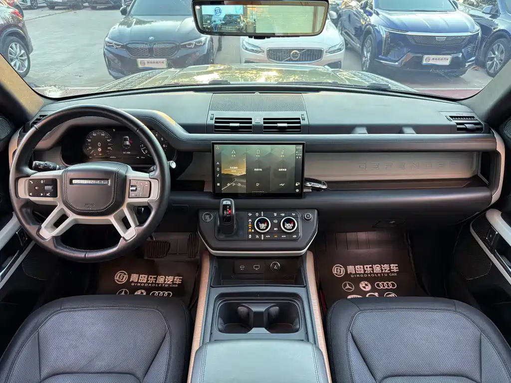 Land Rover Defender — миниатюра 11