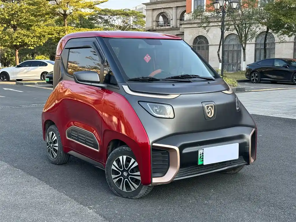 BAOJUN E100