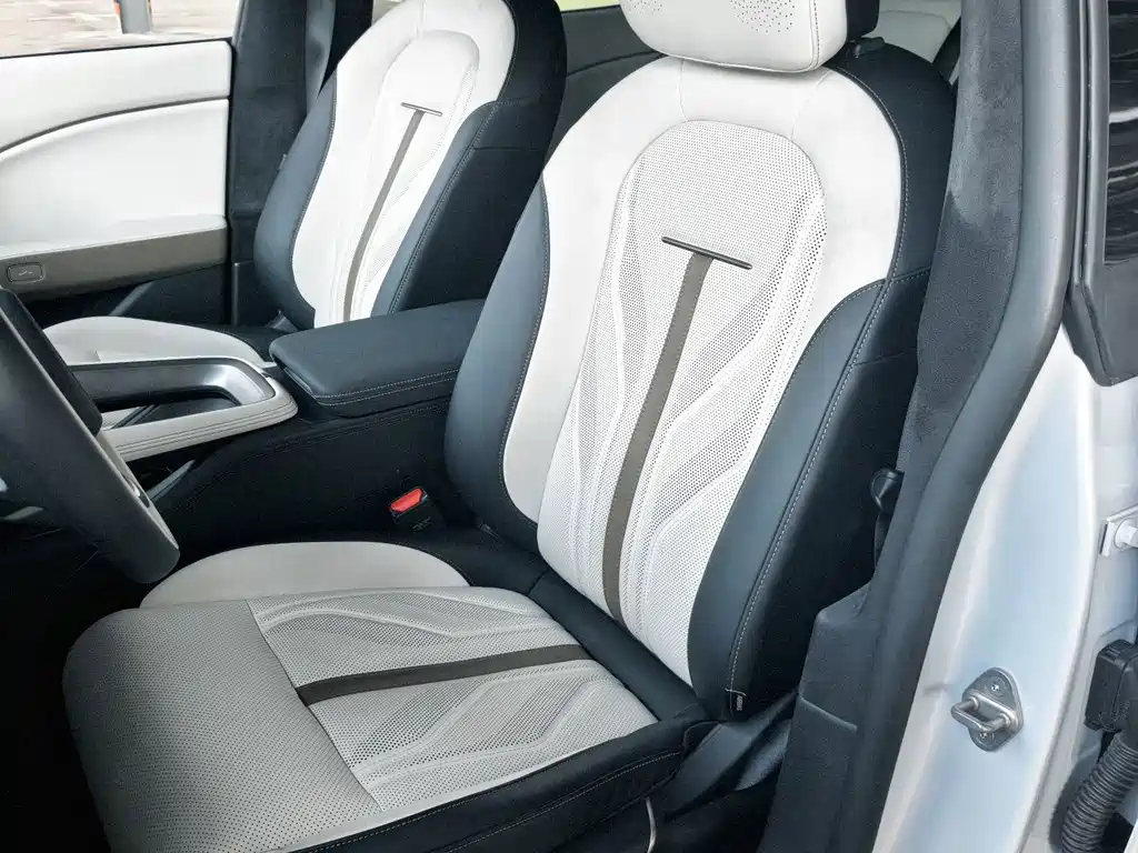 Zeekr Крайний Криптон 007 GT — миниатюра 7