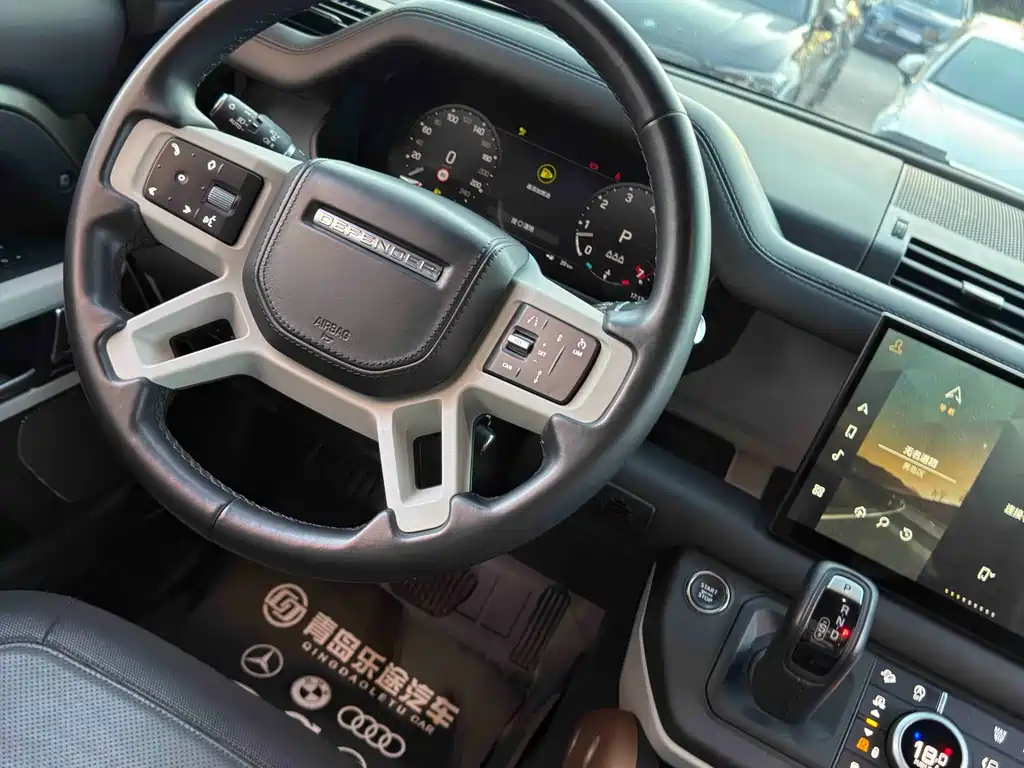 Land Rover Defender — миниатюра 14