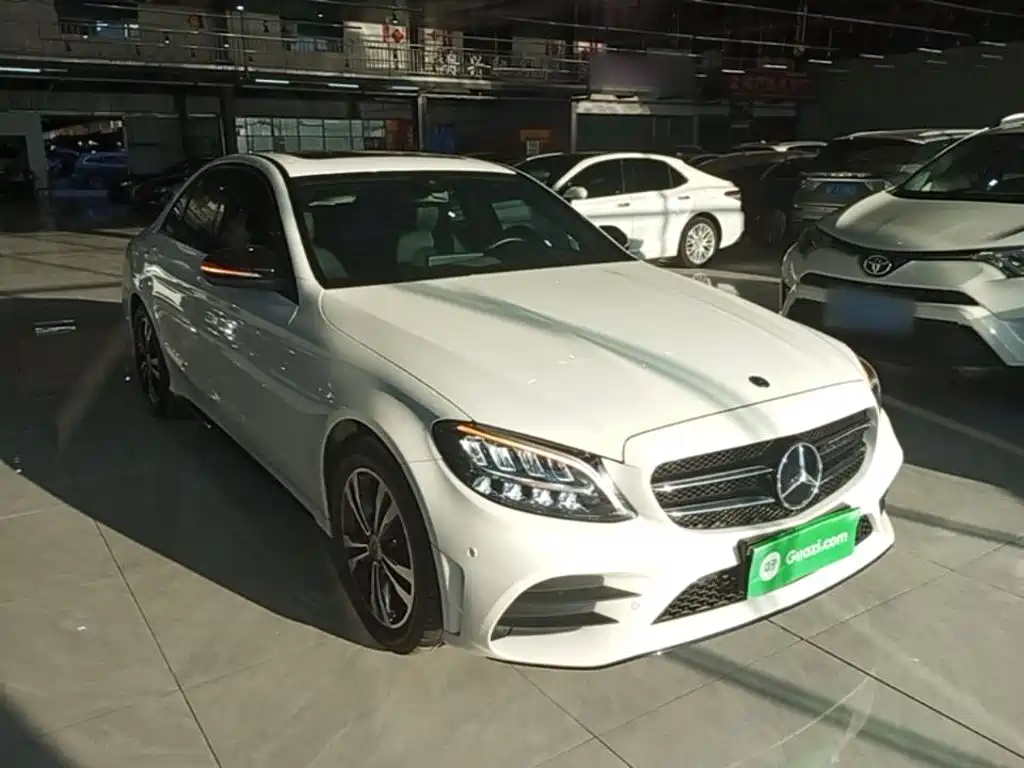 Mercedes-Benz C-Class — миниатюра 4