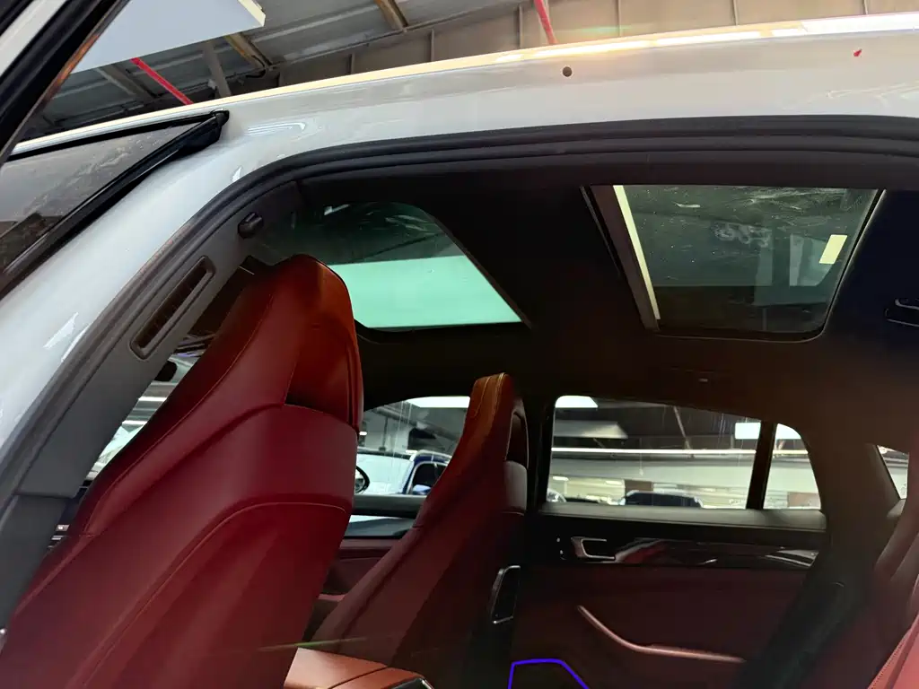Porsche Panamera — миниатюра 13