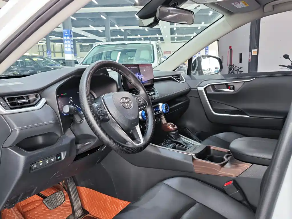 TOYOTA RAV4 RONGFANG